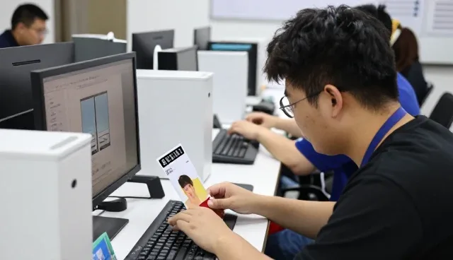 上饶市广丰区金剑文化传媒有限公司探索账号代运营更多应用场景